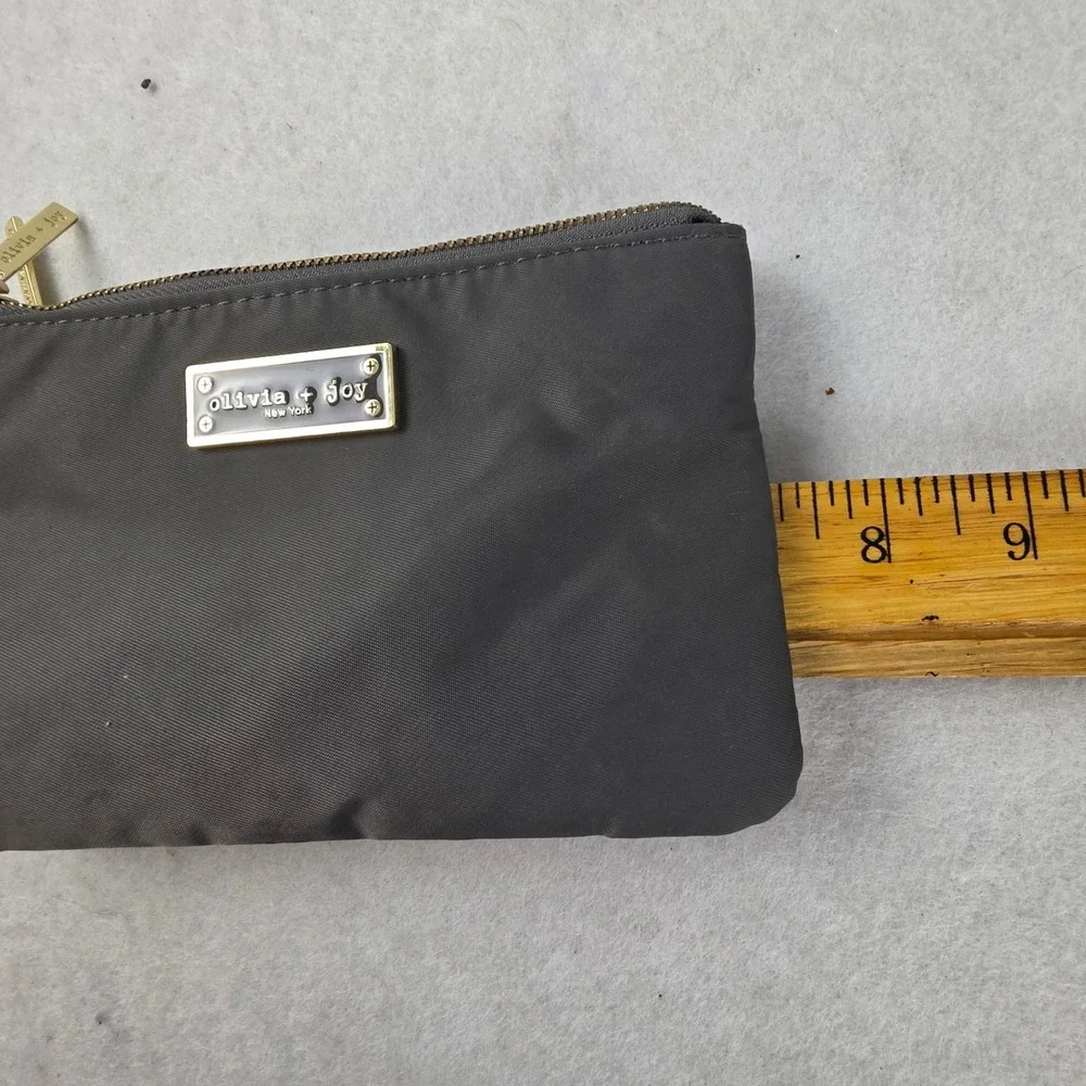 Olivia + Joy New York Gray Nylon Pouch Dual Zip Wristlet Travel Organizer Pouch